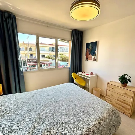 아파트 Sunny Terraced Flat In Center *